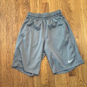 Nike Men's Gray Athletic Shorts